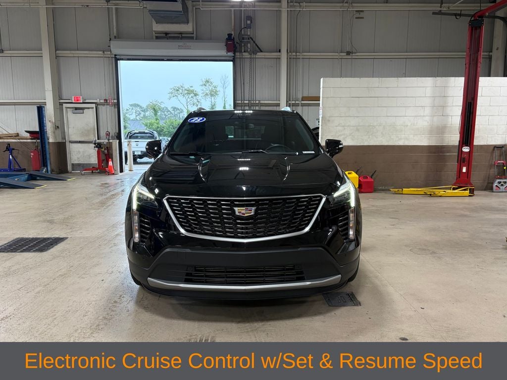 2023 Cadillac XT4 Premium Luxury