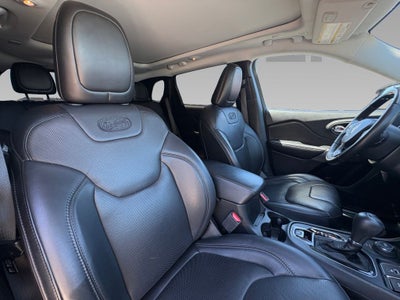 2019 Jeep Cherokee Overland 4x4