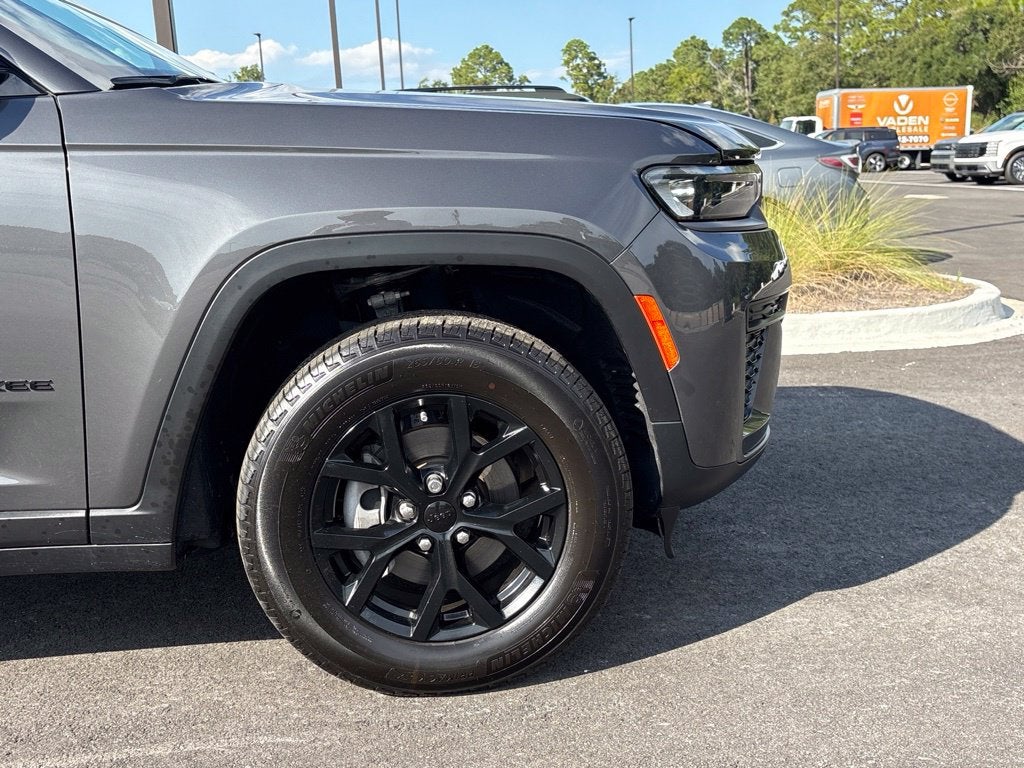 2026 Jeep Grand Cherokee Altitude 4x4