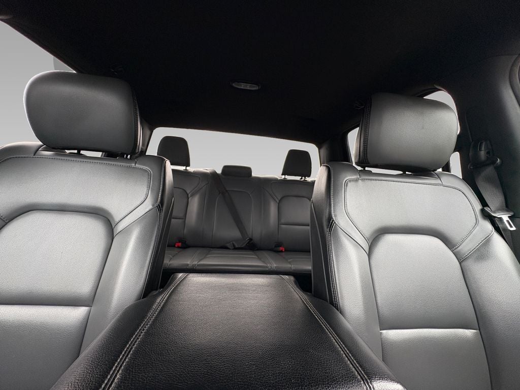 2022 RAM 1500 Tradesman Crew Cab 4x4 5'7' Box