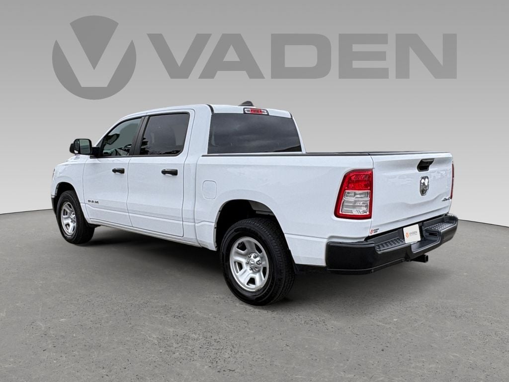 2022 RAM 1500 Tradesman Crew Cab 4x4 5'7' Box