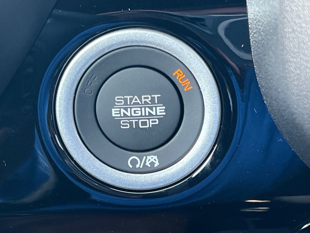 2026 RAM 1500 Laramie Crew Cab 4x4 5'7' Box