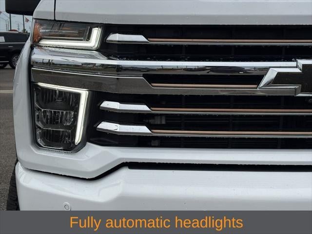 2022 Chevrolet Silverado 3500HD 4WD Crew Cab Standard Bed High Country