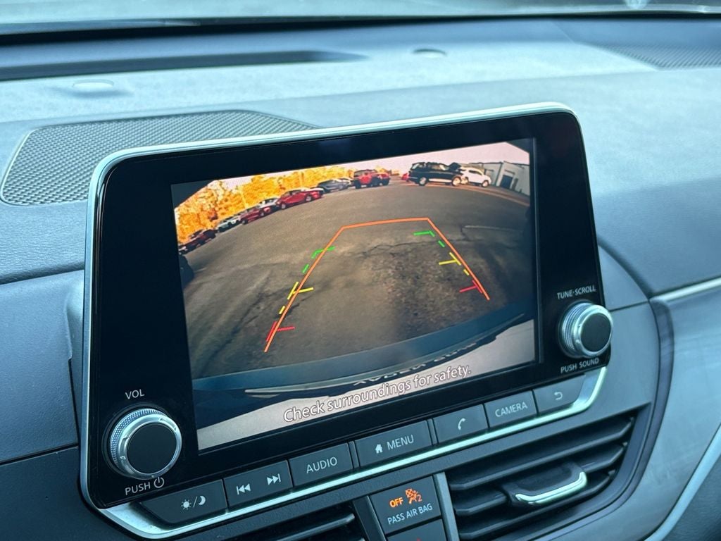 2023 Nissan Altima SV FWD