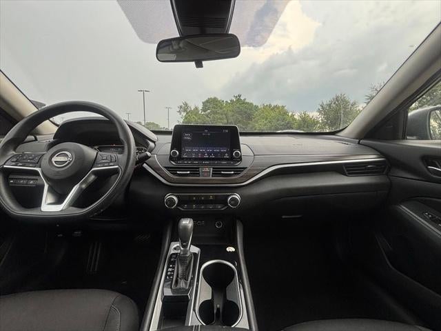 2024 Nissan Altima SV FWD