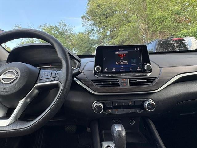 2024 Nissan Altima SV FWD
