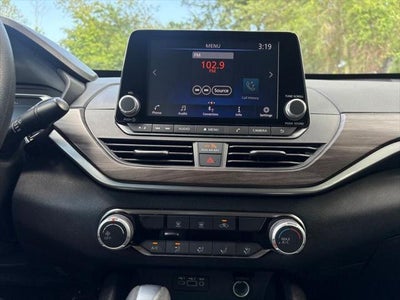 2024 Nissan Altima SV FWD