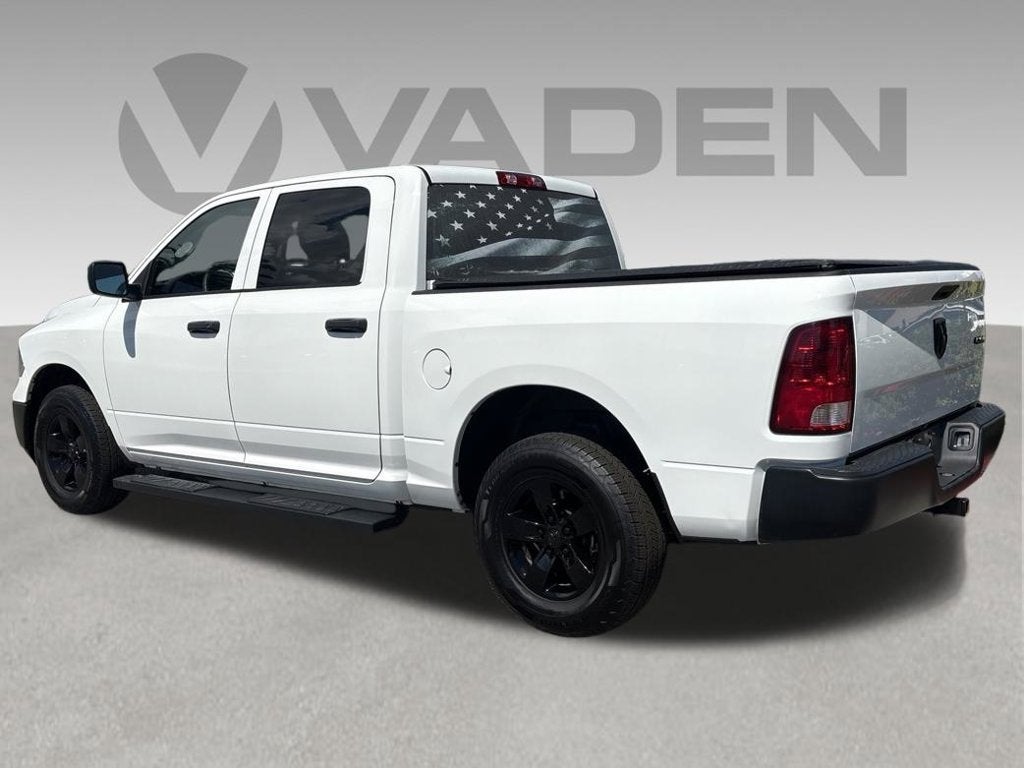 2021 RAM 1500 Classic Tradesman Crew Cab 4x4 5'7' Box