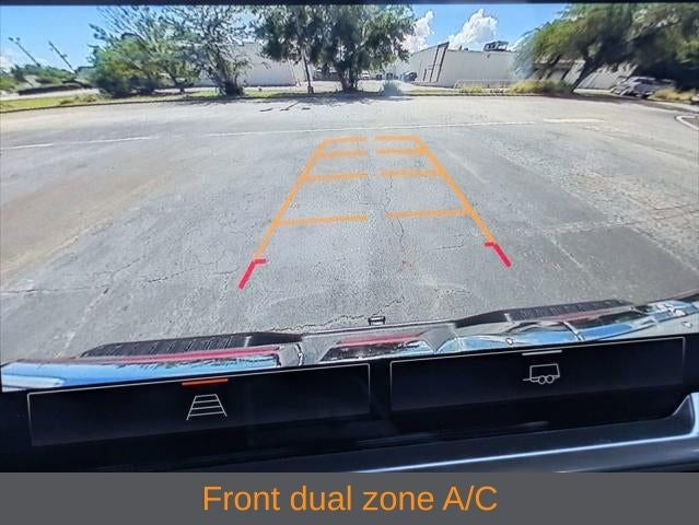 2025 GMC Sierra 1500 2WD Crew Cab Short Box SLT