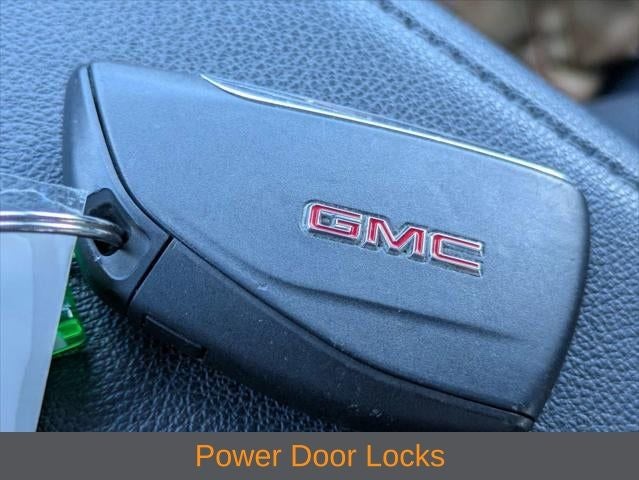 2025 GMC Sierra 1500 2WD Crew Cab Short Box SLT