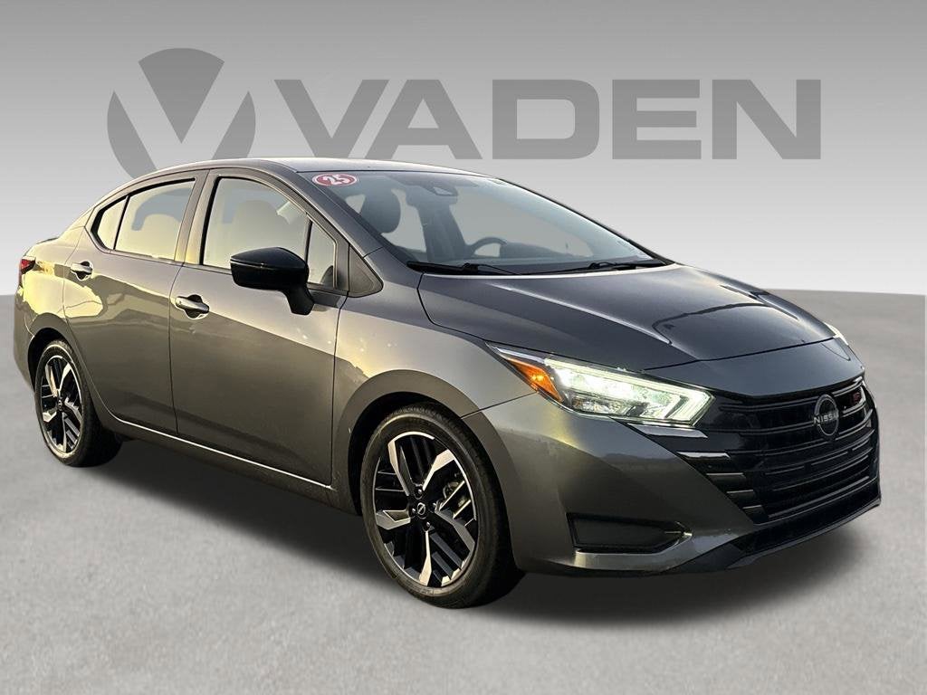 2025 Nissan Versa 1.6 SR
