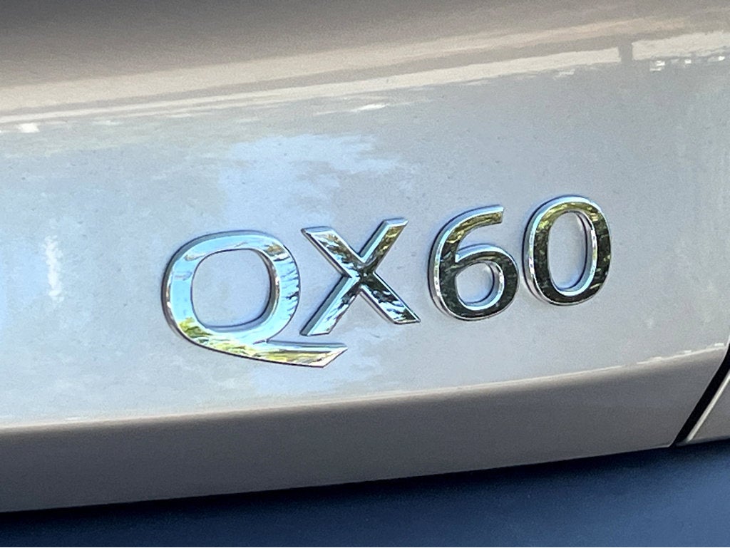 2025 INFINITI QX60 LUXE