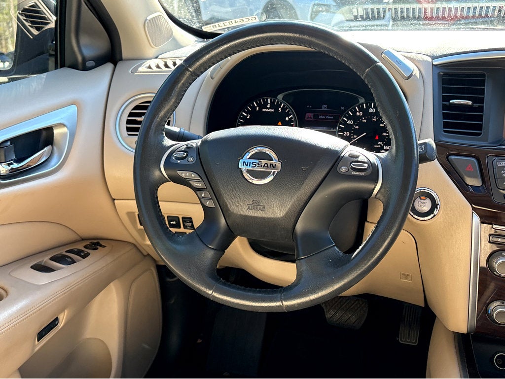 2016 Nissan Pathfinder SL