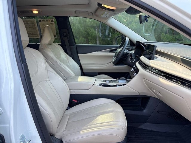 2023 INFINITI QX60 LUXE AWD