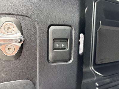 2024 Land Rover Defender 110 SE