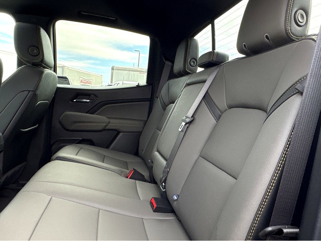 2025 Chevrolet Colorado 4WD ZR2