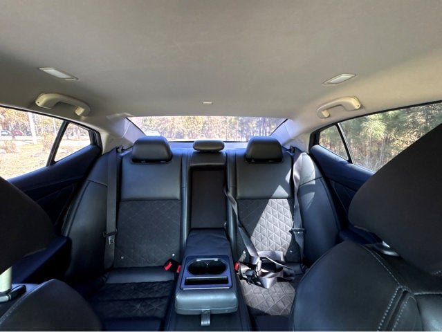 2017 Nissan Maxima SR