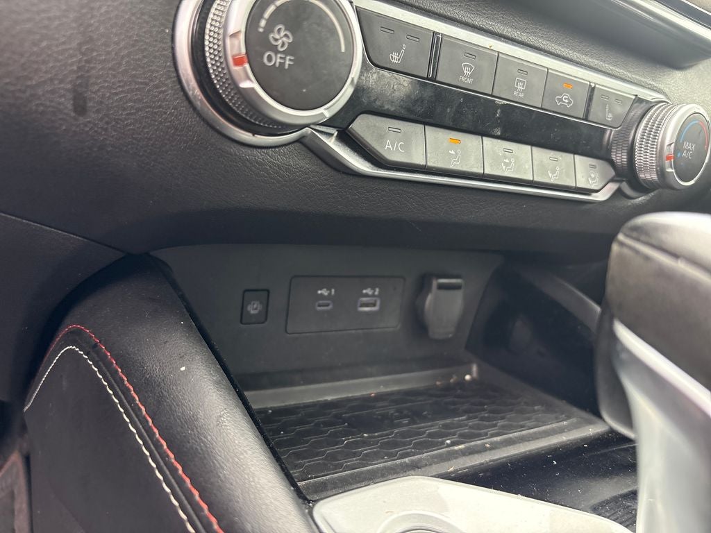 2023 Nissan Altima SR