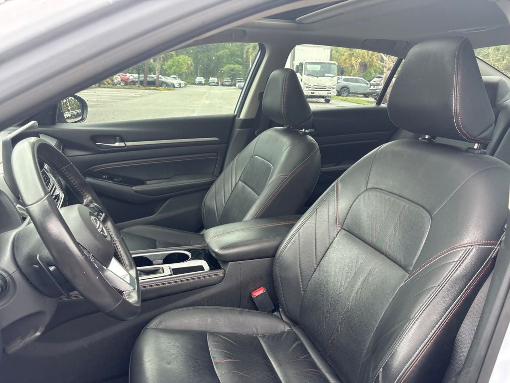 2023 Nissan Altima SR