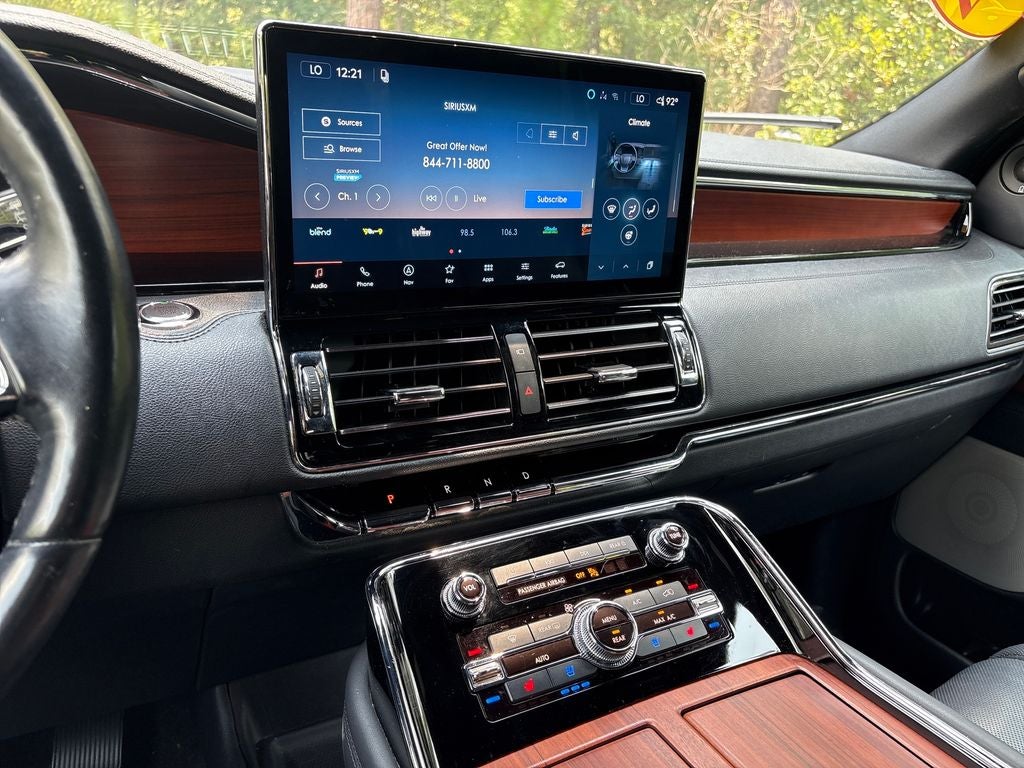 2022 Lincoln Navigator L Reserve