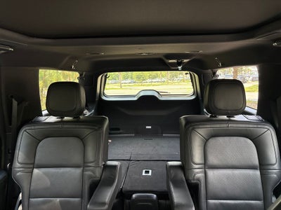 2022 Lincoln Navigator L Reserve