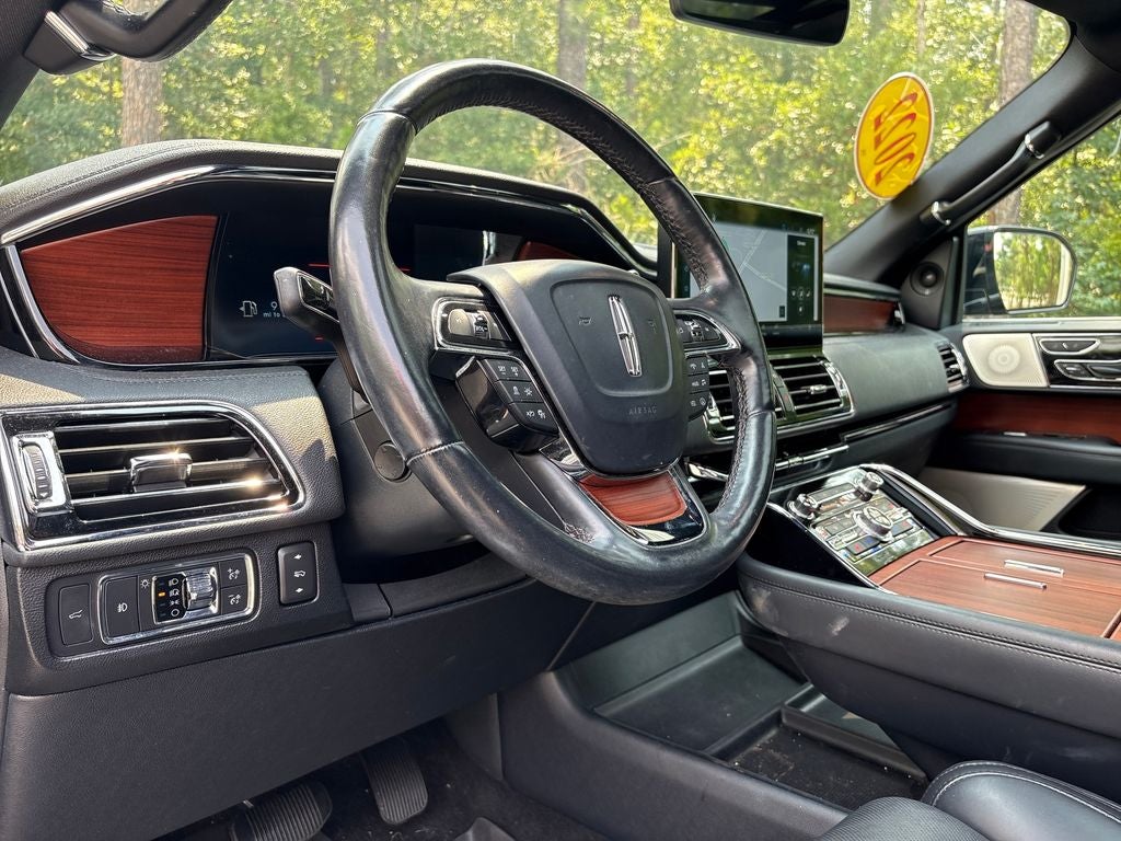 2022 Lincoln Navigator L Reserve
