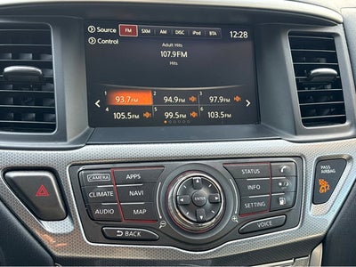 2020 Nissan Pathfinder SL