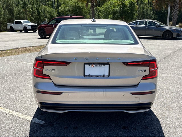 2024 Volvo S60 Ultimate Dark Theme
