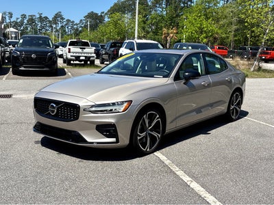 2024 Volvo S60 Ultimate Dark Theme