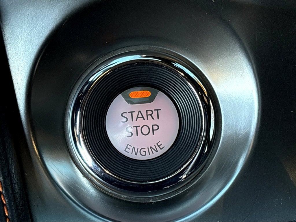 2019 Nissan Maxima SR