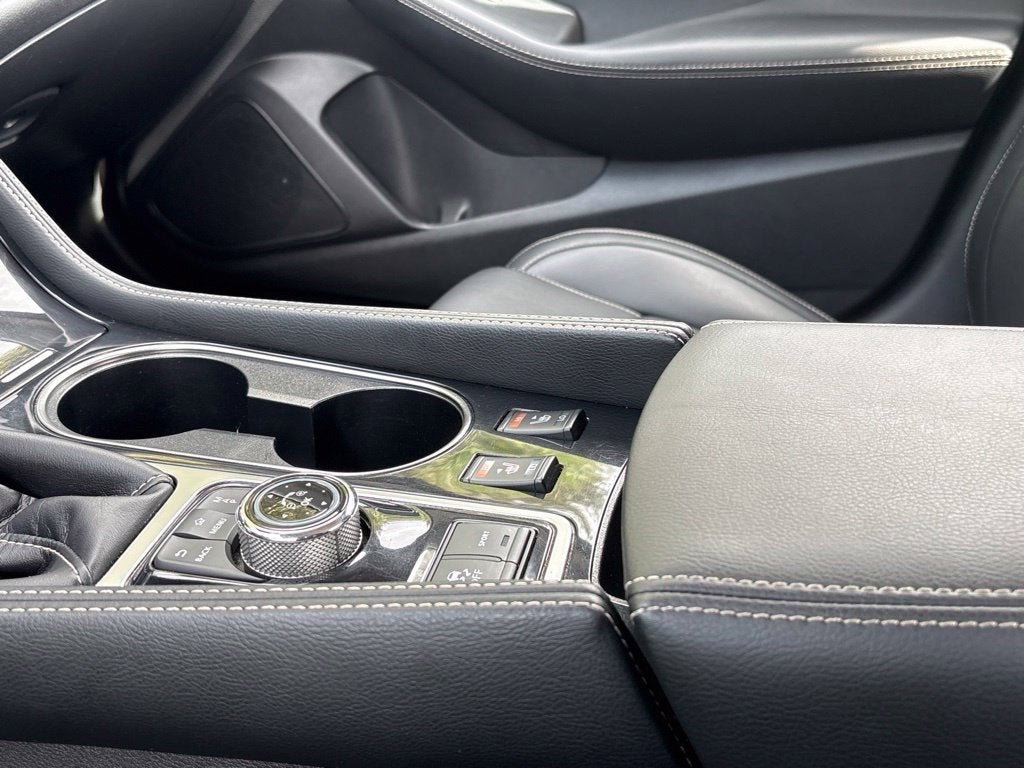 2021 Nissan Maxima SV