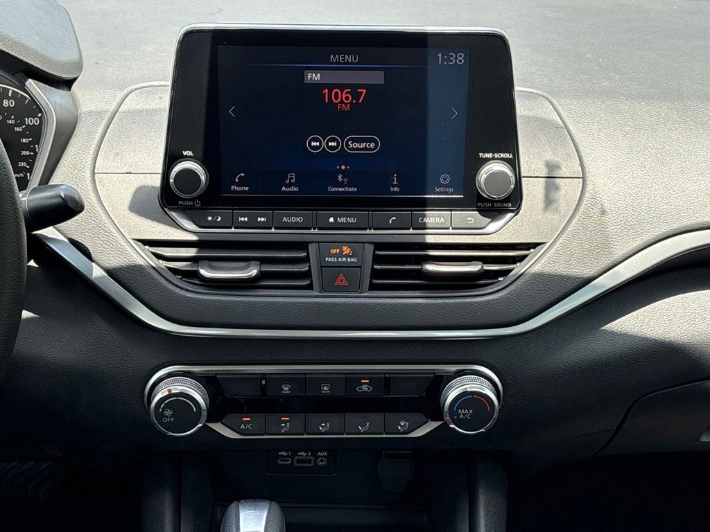 2022 Nissan Altima 2.5 SV