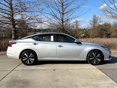 2022 Nissan Altima 2.5 SV