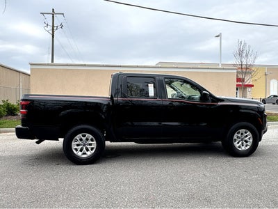 2024 Nissan Frontier SV