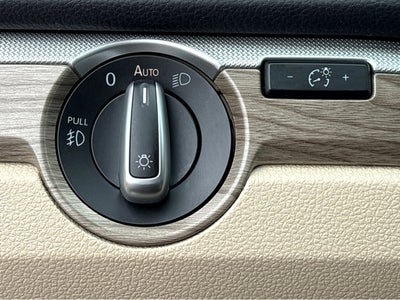 2018 Volkswagen Passat 2.0T SE w/Technology