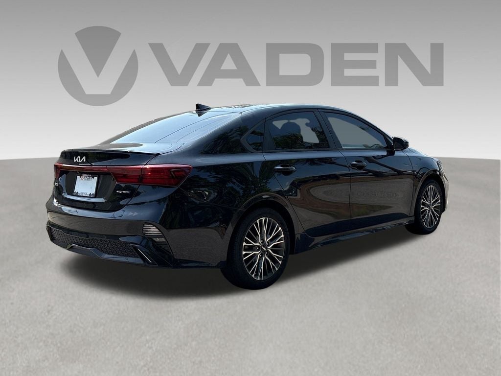 2022 Kia Forte GT-Line
