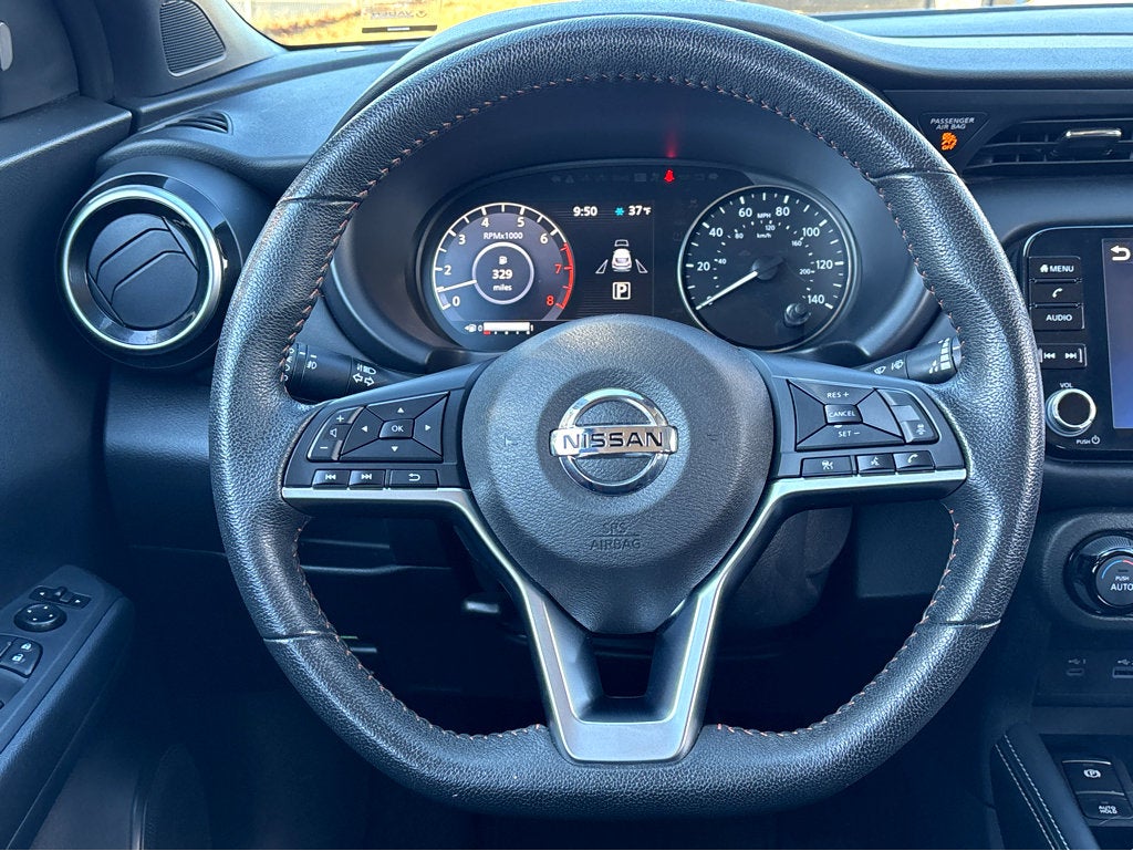 2021 Nissan Kicks SR