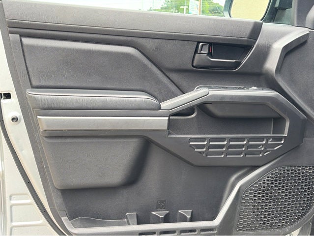 2024 Toyota Tacoma 2WD SR5