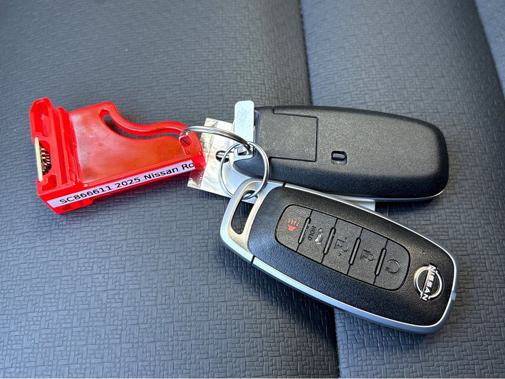 2025 Nissan Rogue SV