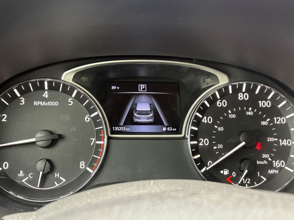 2017 Nissan Pathfinder SV