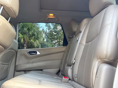 2017 Nissan Pathfinder SL