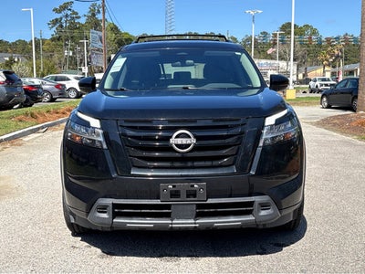 2022 Nissan Pathfinder SV