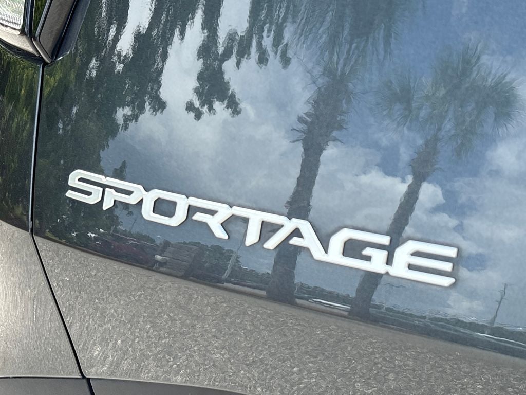 2023 Kia Sportage Hybrid LX