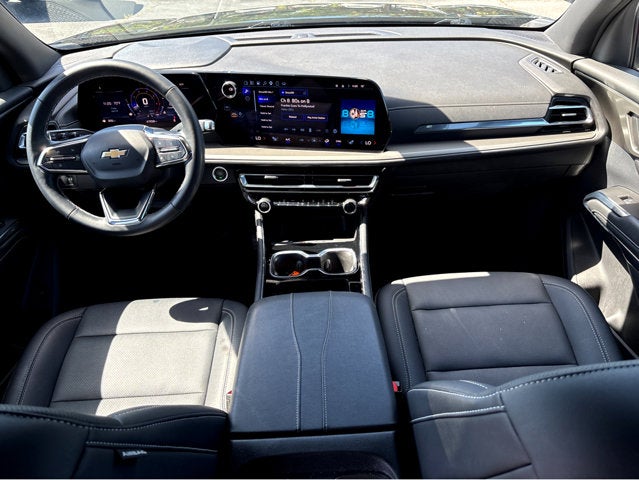 2025 Chevrolet Traverse FWD LT