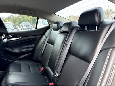 2023 Nissan Maxima SV