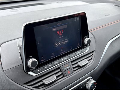 2022 Nissan Altima 2.0 SR