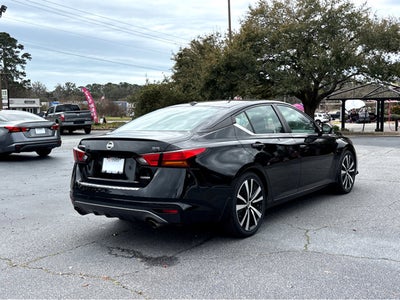 2022 Nissan Altima 2.0 SR