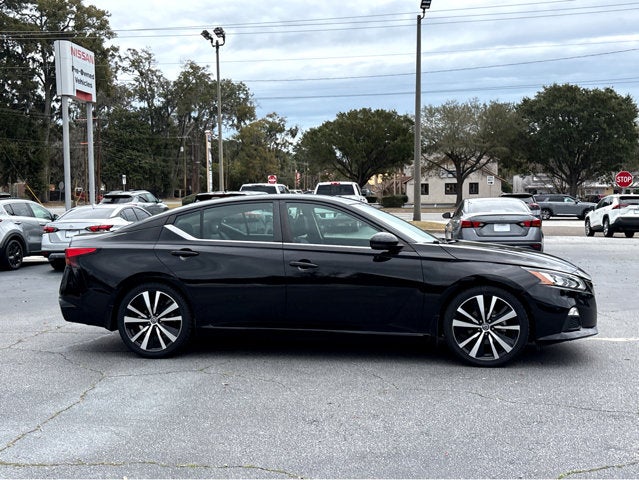 2022 Nissan Altima 2.0 SR