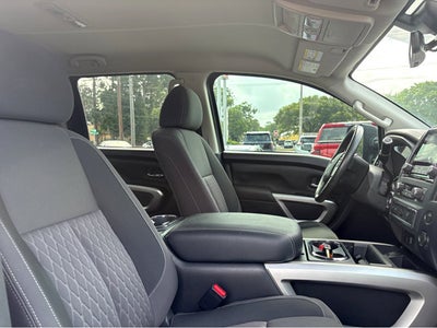 2024 Nissan Titan SV