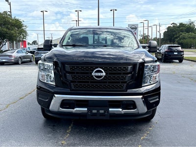 2024 Nissan Titan SV